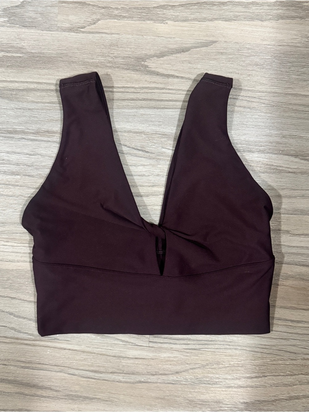 Old Navy Active PowerSoft Twist Front Sports Bra Plum Size M Athleisure